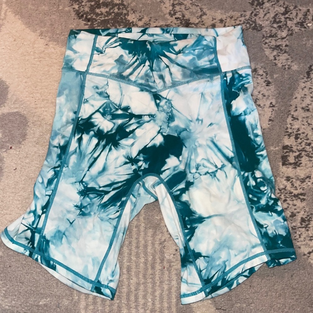 Balance athletica biker shorts